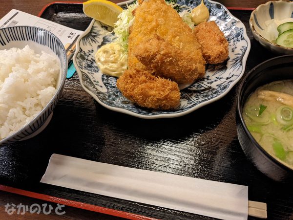 あじ・カキフライ合盛り定食