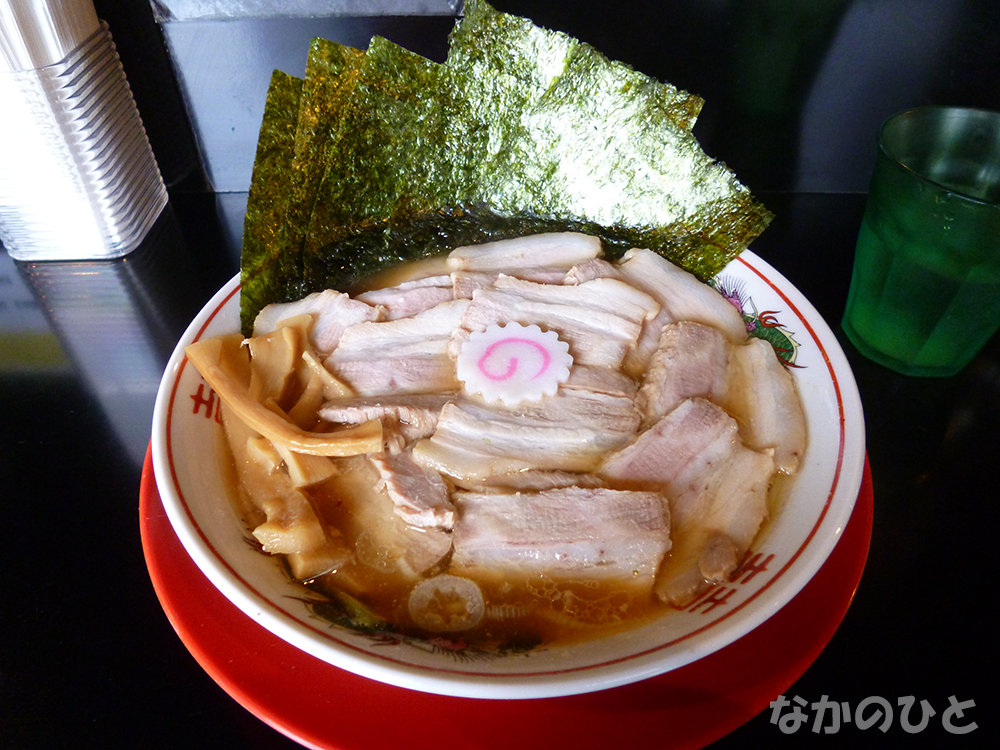 さいころの肉煮干し中華そば、海苔トッピング