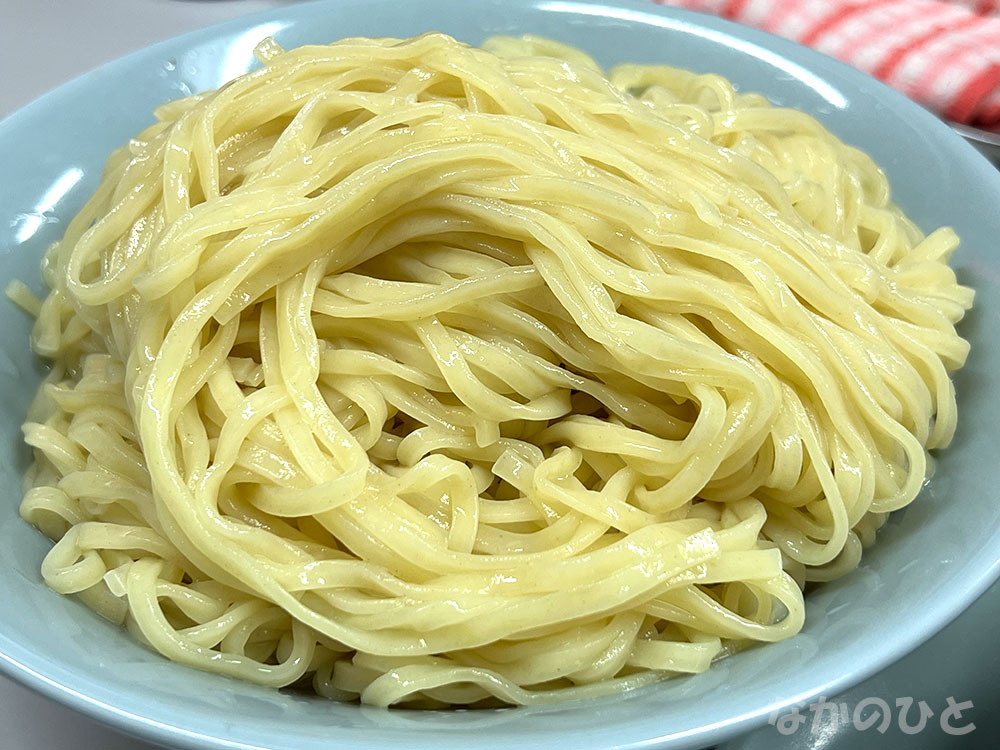 邦ちゃんラーメン中野のもり中華 大の麺